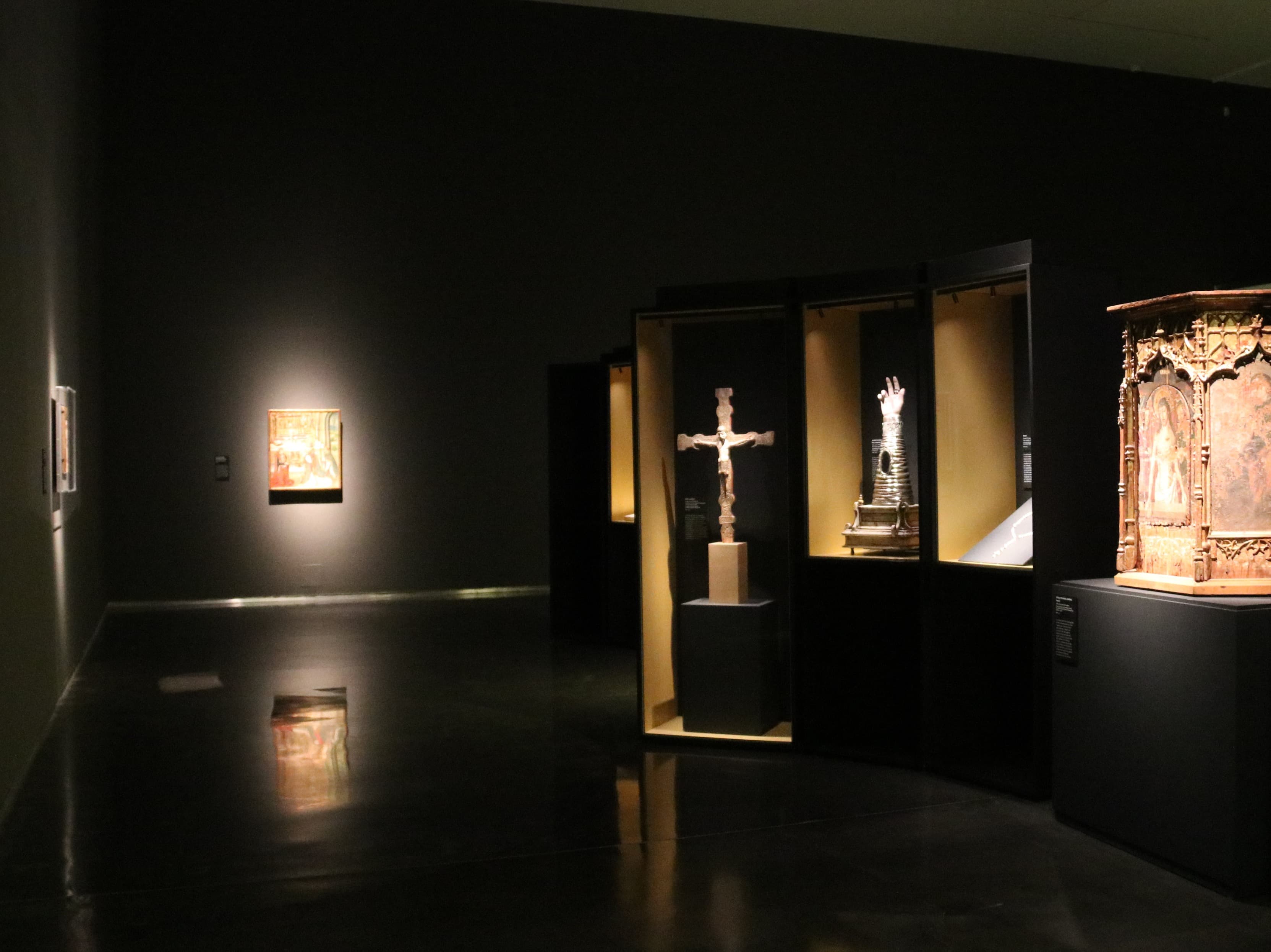 El Museu de Lleida inaugura una exposició sobre objectes medievals i la seva connexió espiritual