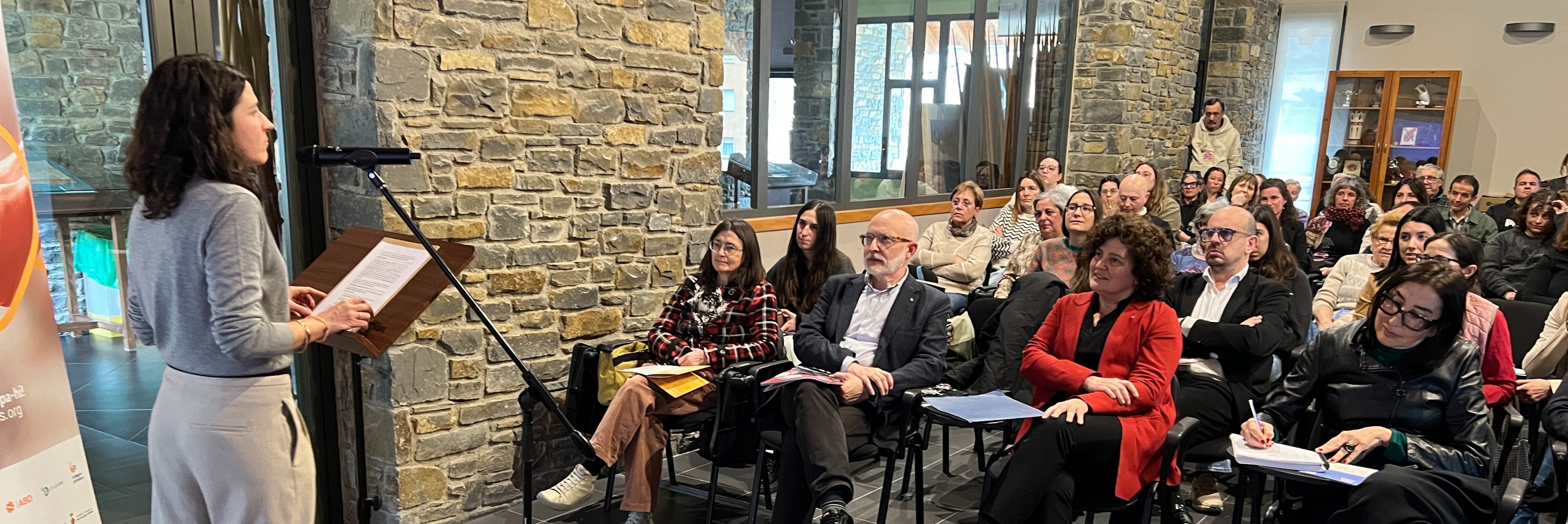 El projecte Vincles Alt Pirineu-Aran acompanya més de 200 persones per a combatre el problema de la solitud no desitjada