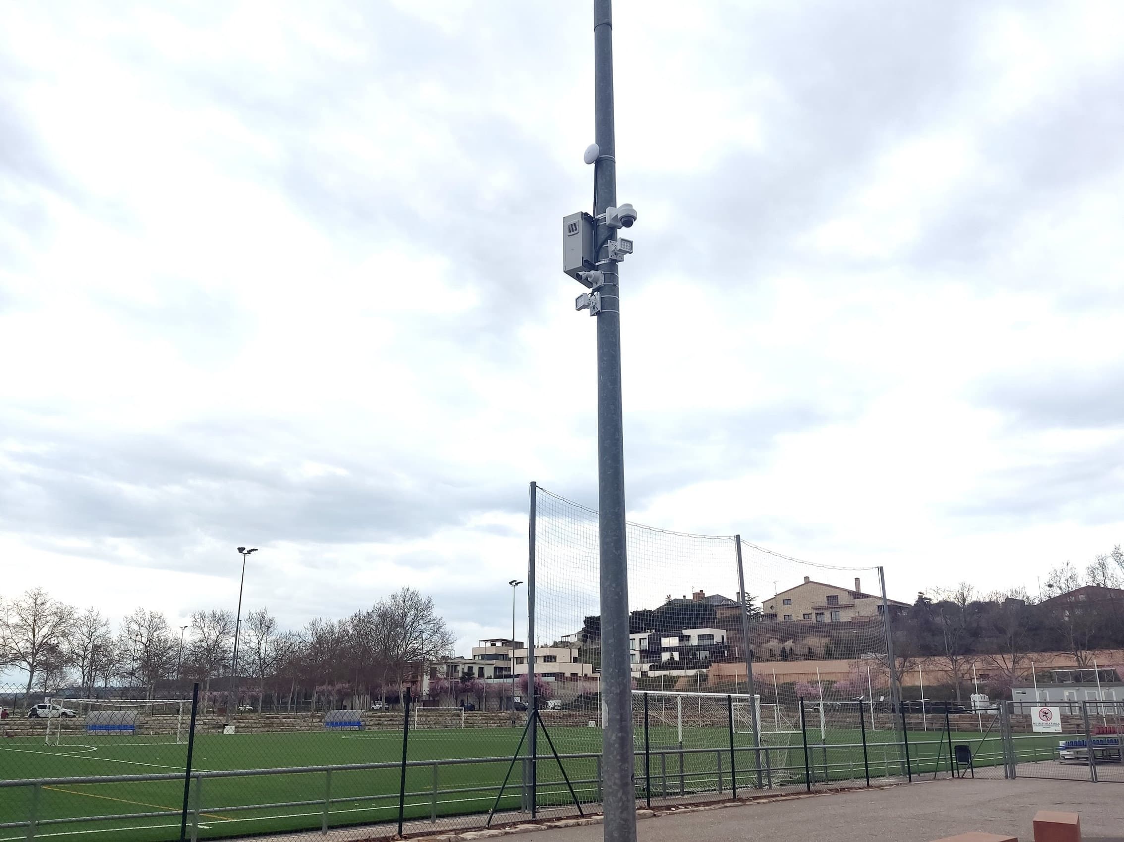 L'Ajuntament de Tàrrega culmina el desplegament de les càmeres de videovigilància al municipi amb dos nous dispositius al Parc Esportiu