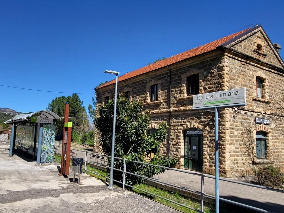 FGC construirà una passarel·la per a vianants al baixador de Cellers-Llimiana de la línia de la Pobla