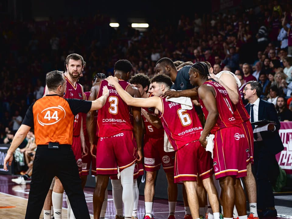 La plantilla del Hiopos Lleida manté la calma tot i la tensió que està agafant la zona baixa de la classificació