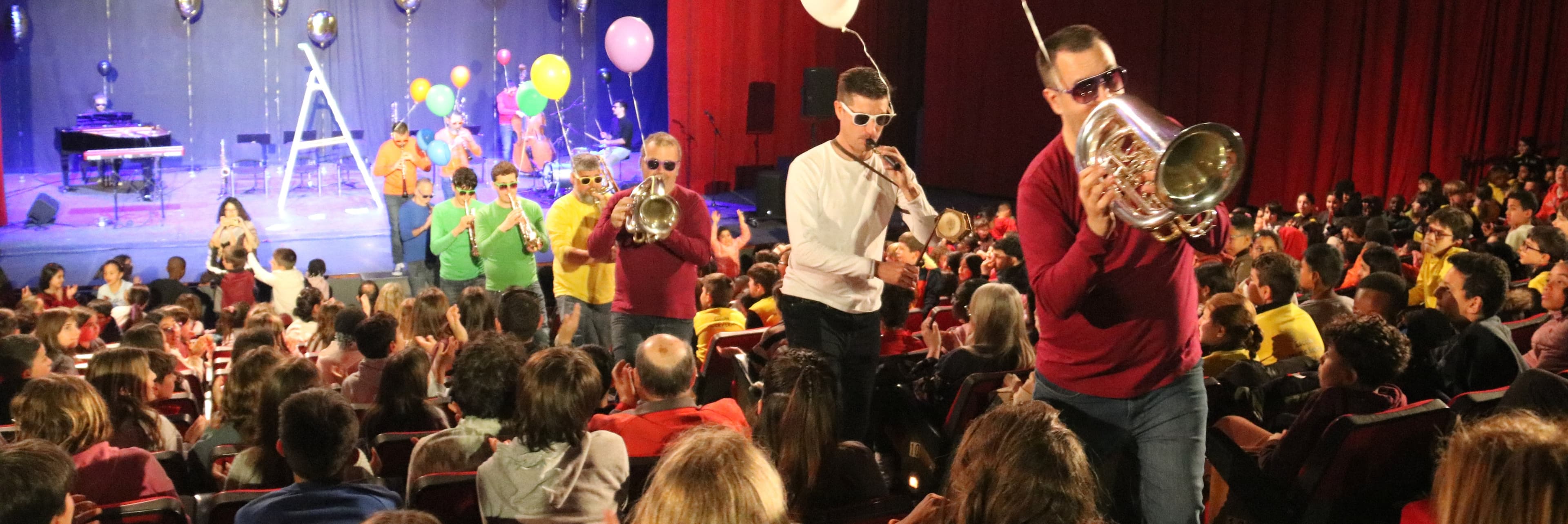 Arrenca el Festival de Pasqua de Cervera amb un concert escolar de la Cobla Sant Jordi