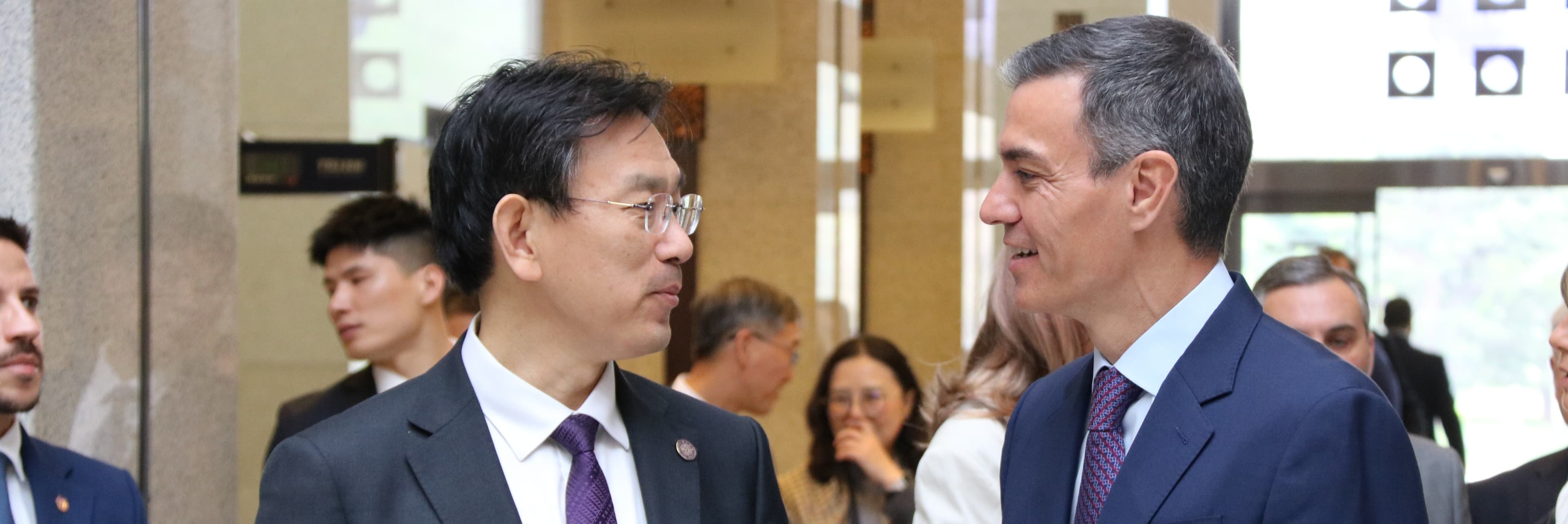 Sánchez demana a la Xina que ajudi a reduir el dèficit comercial i faci més per resoldre els conflictes d’Iran i Ucraïna