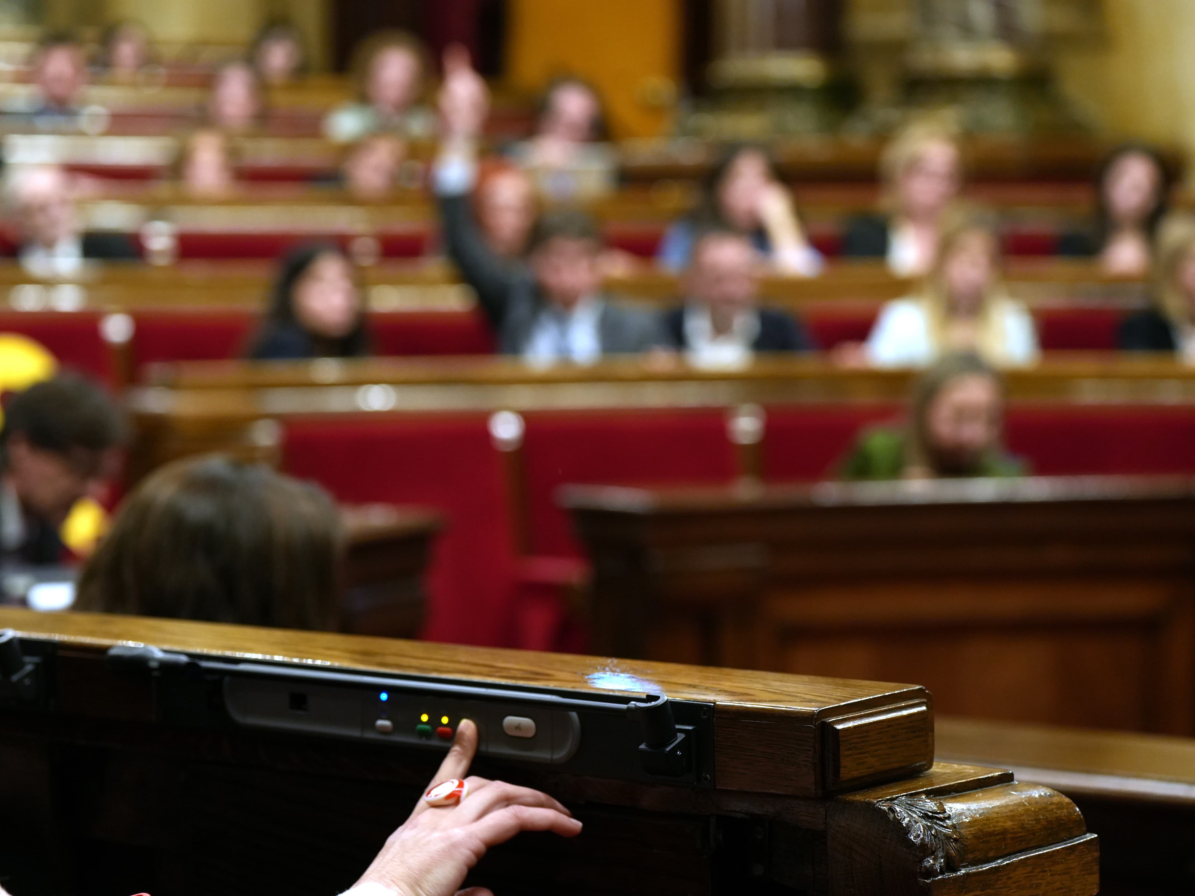 El Parlament aprova tramitar per lectura única portar al Congrés la llei sobre l'eutanàsia