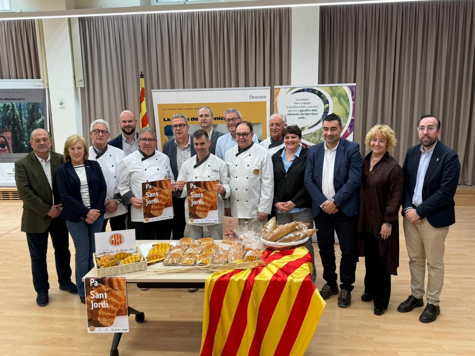 El Gremi de Forners presenta el pa de Sant Jordi