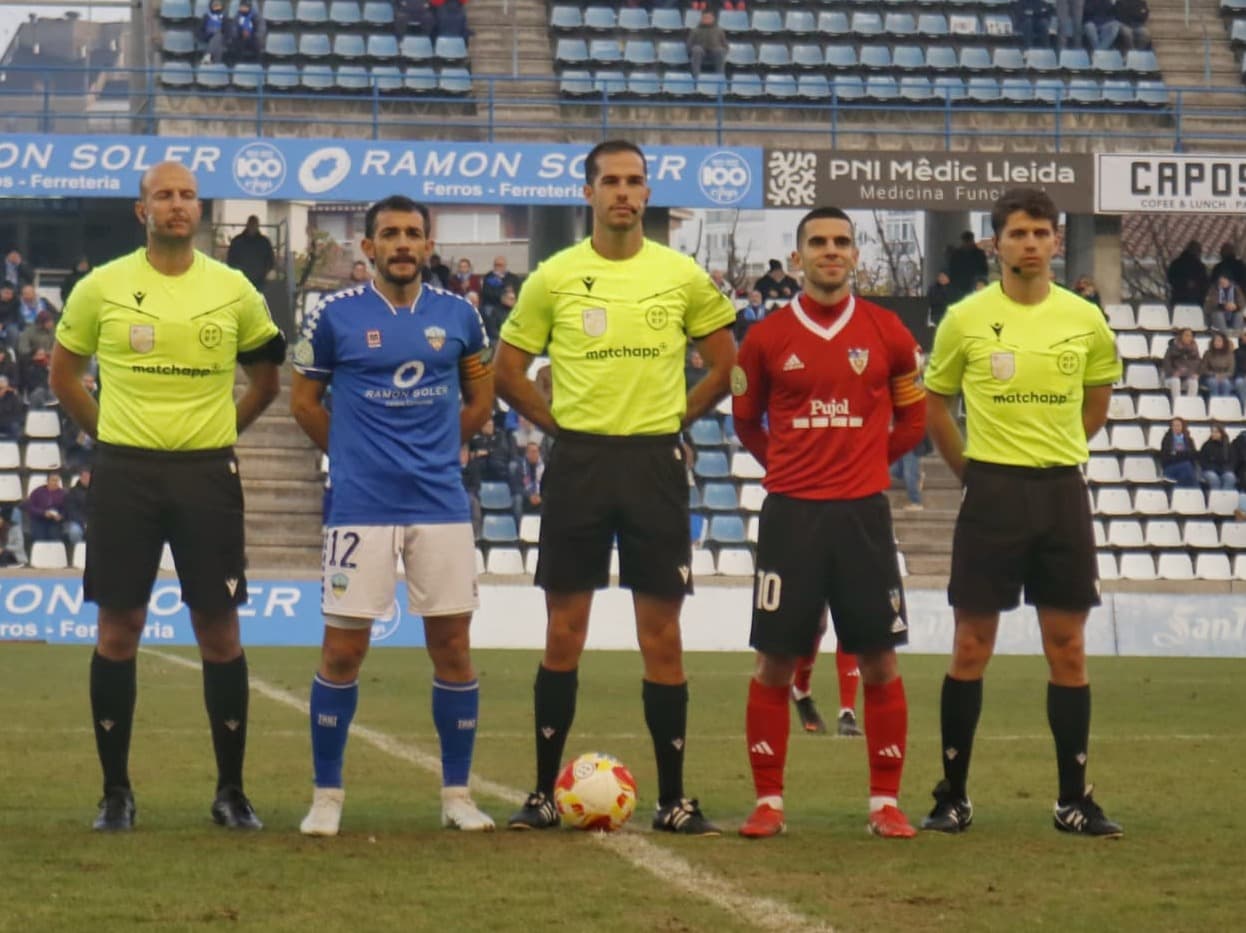 Mollerussa i Lleida CF protagonitzen un derbi que pot decidir el seu futur a la categoria