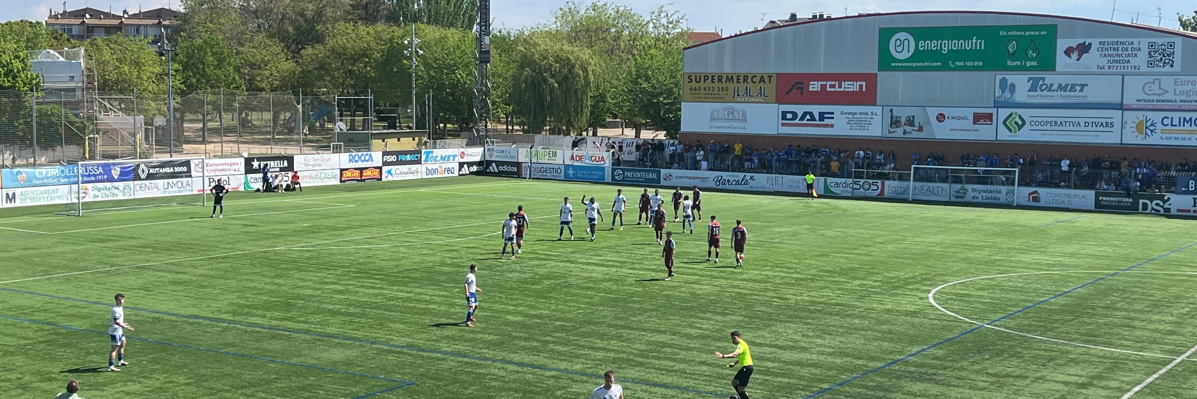 Lleida i Mollerussa empaten a zero el derbi lleidatà
