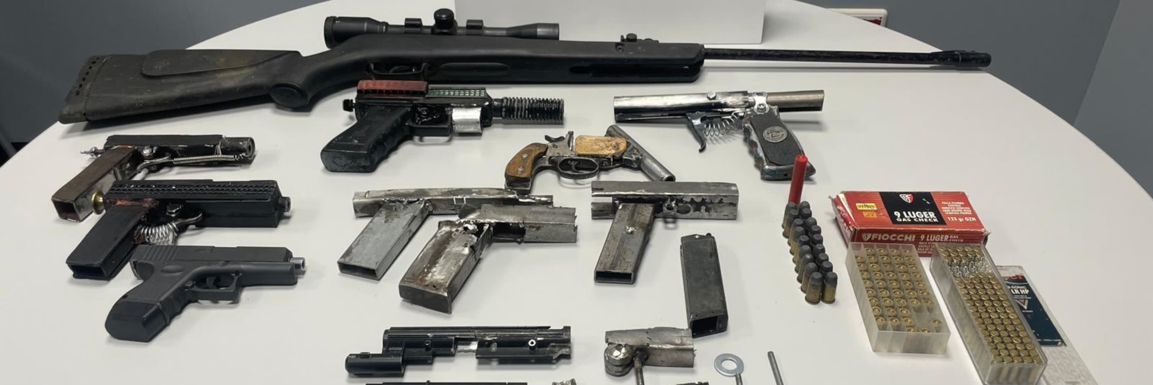 Detinguts dos homes a les Borges Blanques per fabricar i tenir armes de foc artesanals