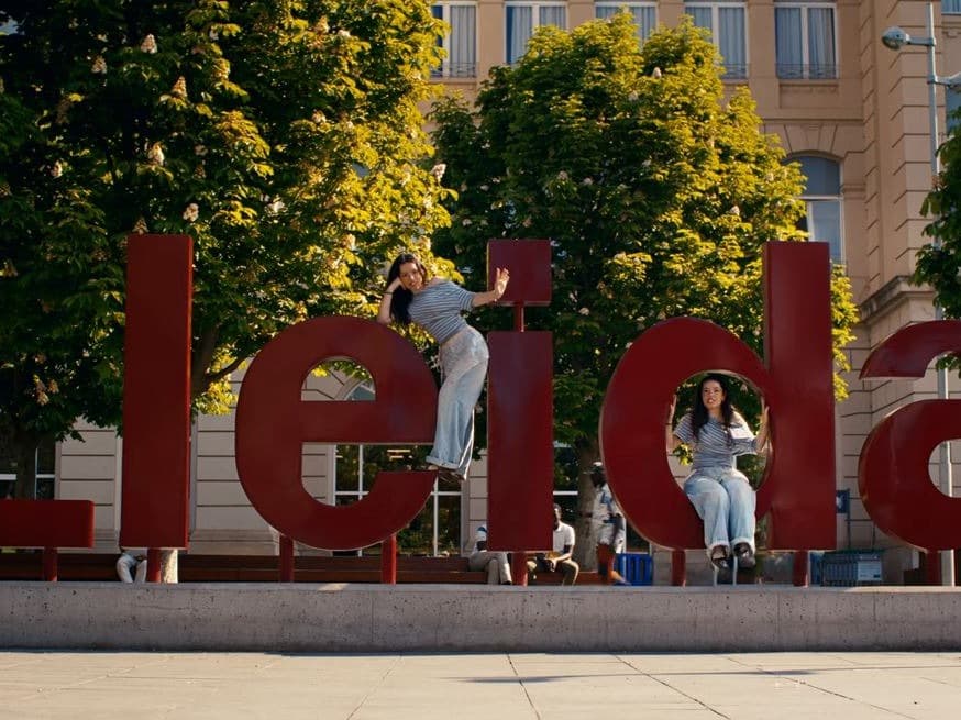 Pep Saula i Abril Pinyol protagonitzen la cançó de la Festa Major de Lleida
