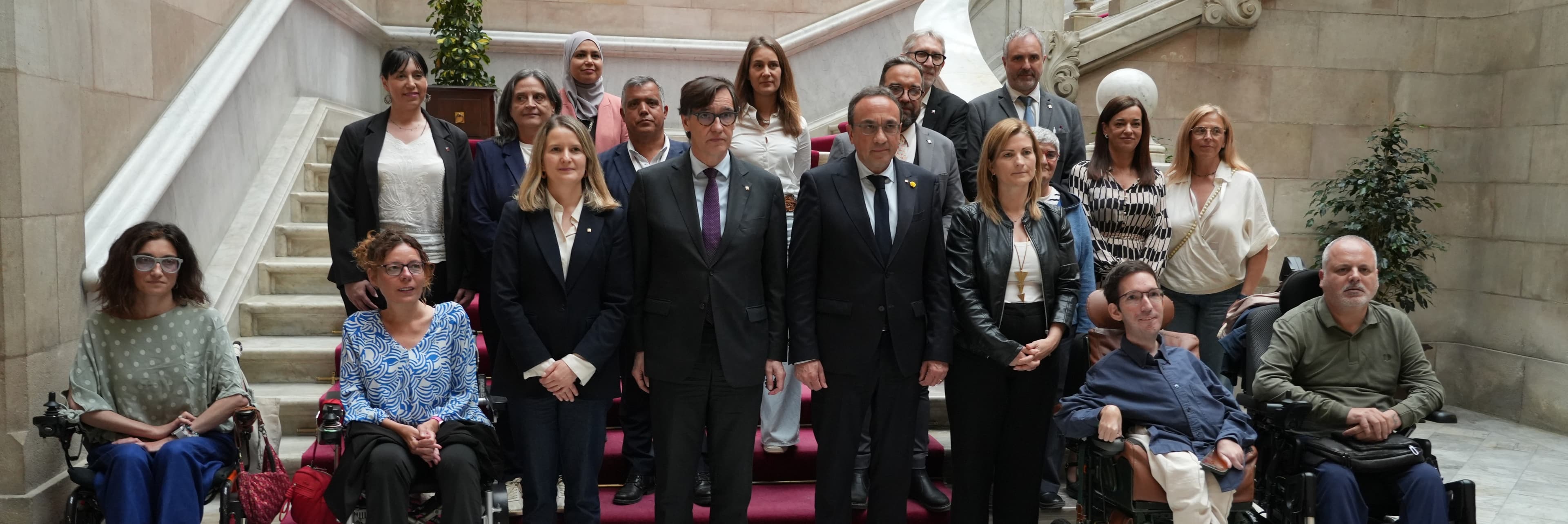 El Parlament convalida per unanimitat el decret que preveu ajuts a malalts d'ELA amb dependència extrema