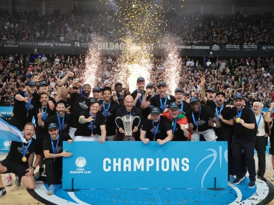 Jaume Ponsarnau conquereix la seva segona Europe Cup consecutiva amb el Surne Bilbao Basket