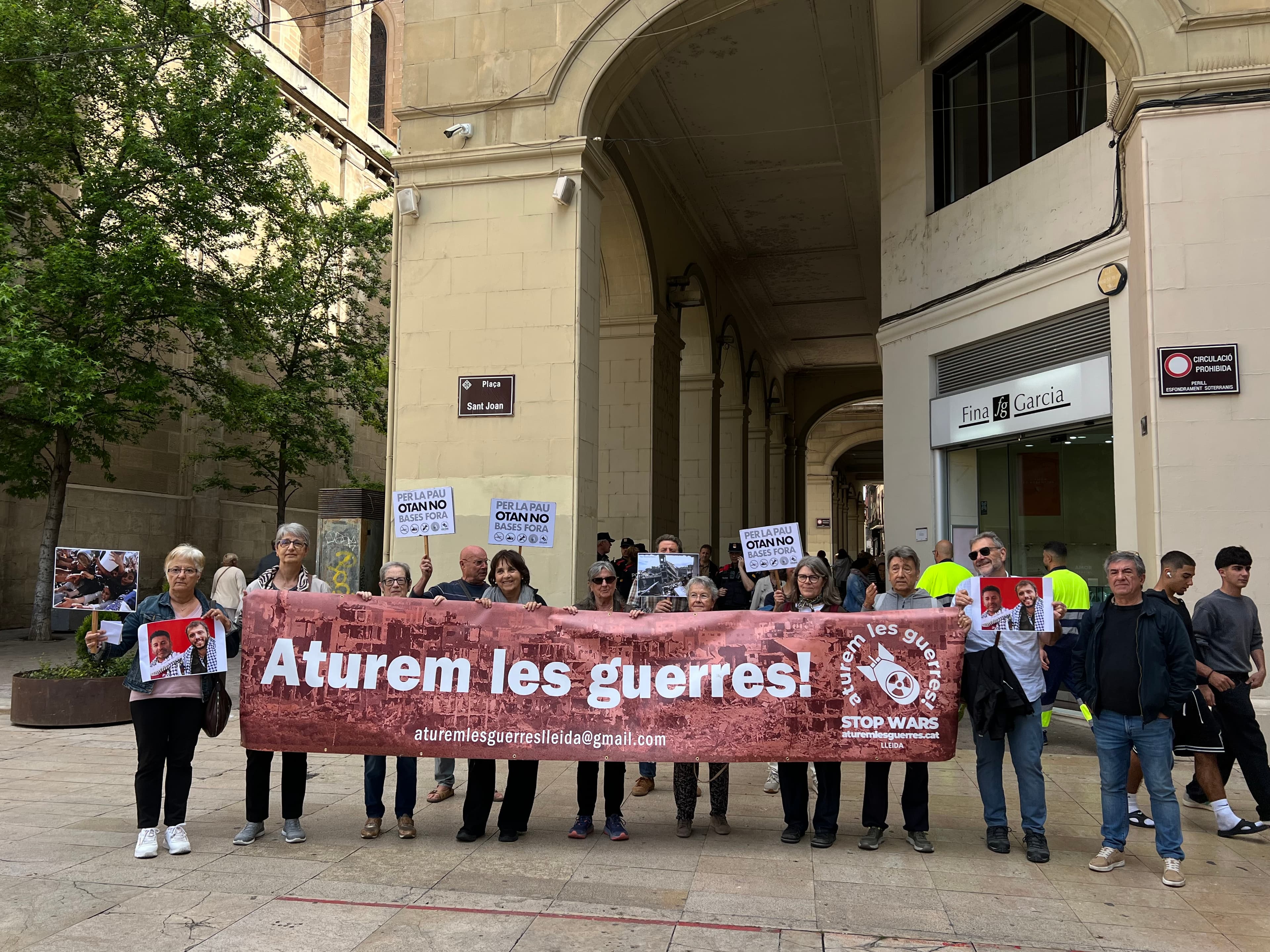 Aturem les guerres Lleida es manifesta per la detenció a Israel de dos activistes que anaven a bord de la flotilla