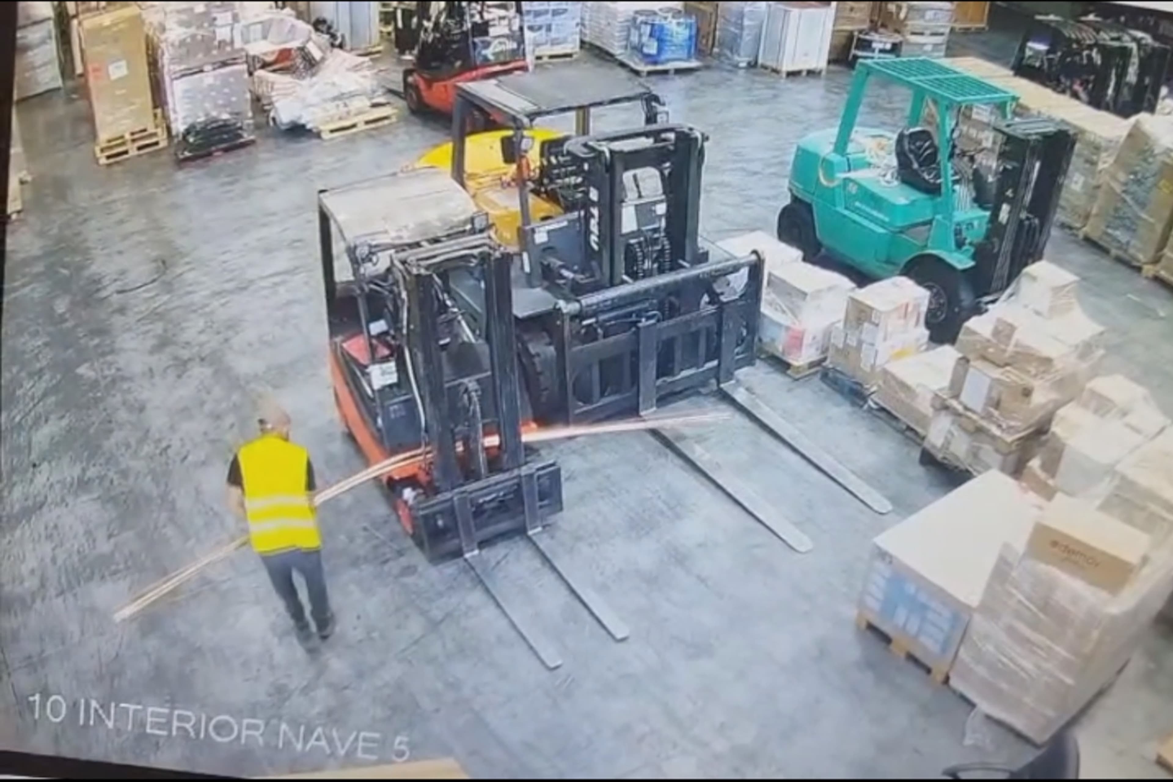 Cinc detinguts per robar 12.000 quilos de metalls a diferents empreses de Catalunya