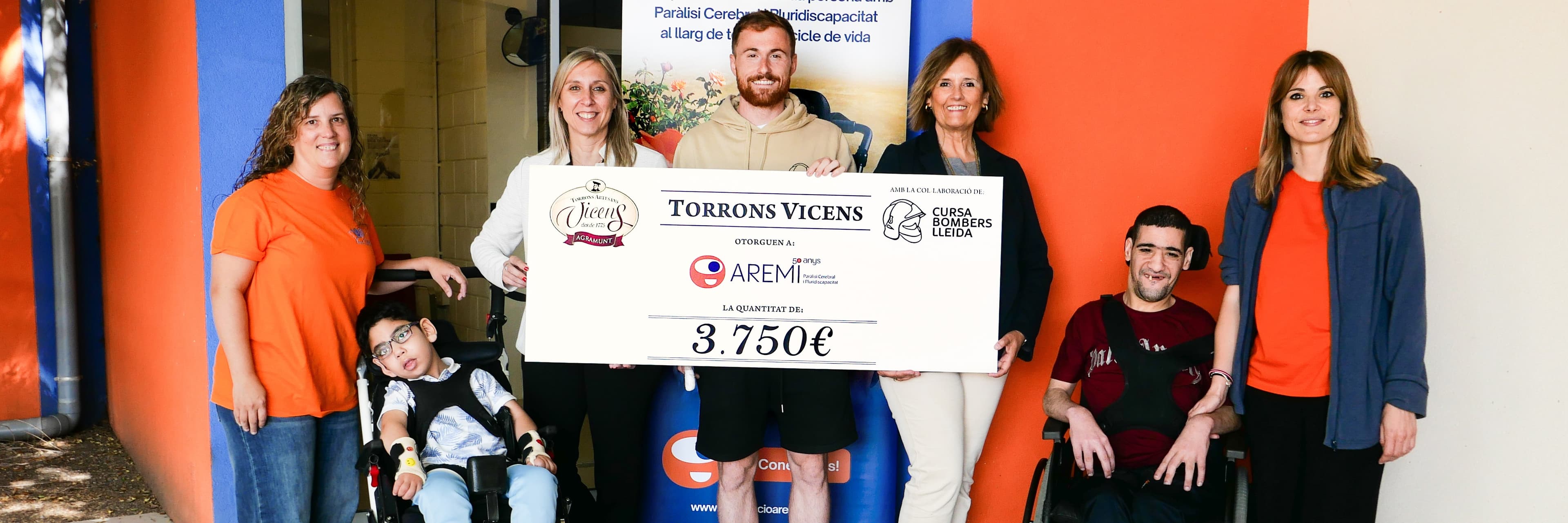 La Cursa de Bombers de Lleida recapta 3.750 euros a favor d’AREMI