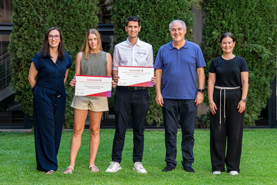 Un tensor de cadenes de moto i una plataforma de telerehabilitació són les iniciatives guanyadores dels premis Santander X
