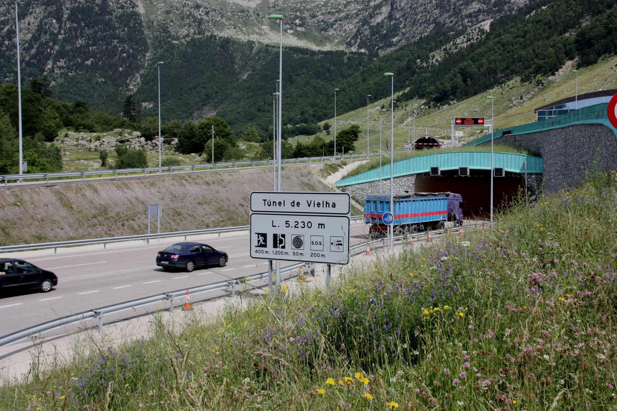 Transports farà un simulacre d'incendi a l'interior del túnel de Vielha a partir de les deu de la nit d’aquest dimarts