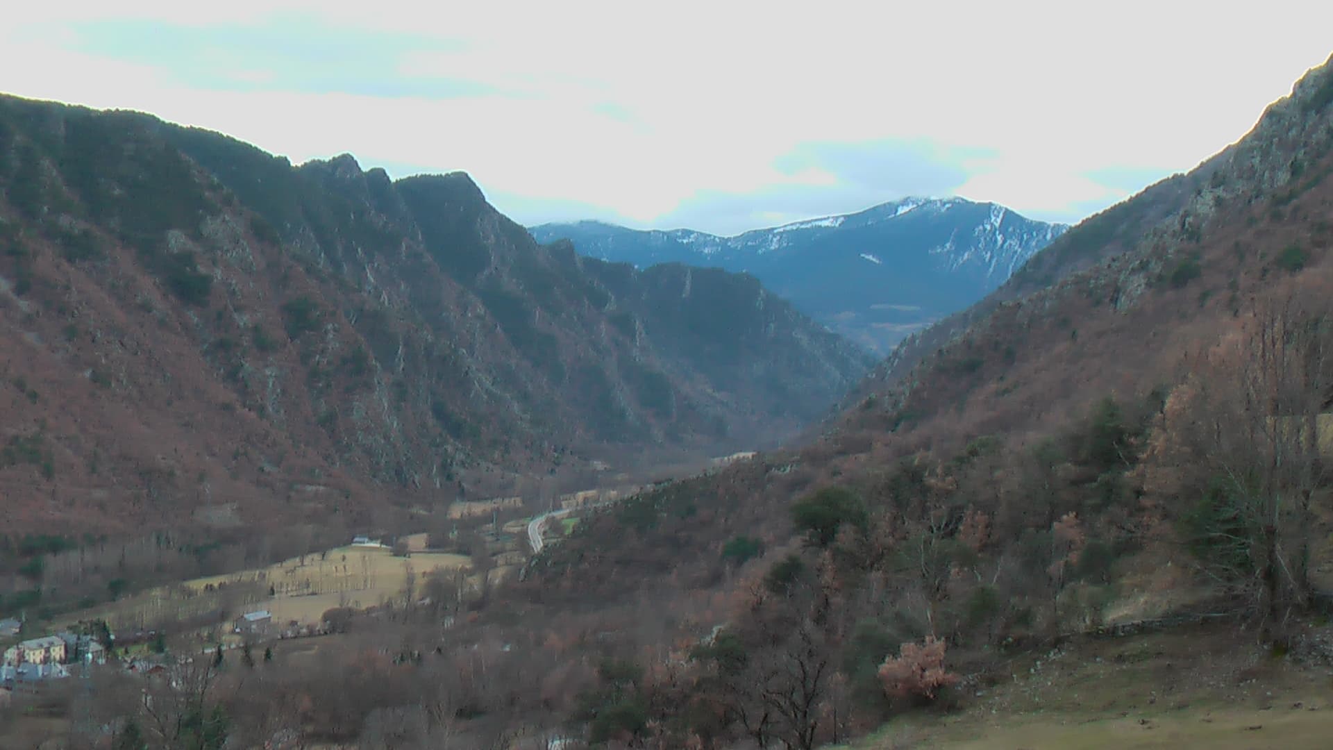 Una allau sorprèn un esquiador a la Vall de Cardós