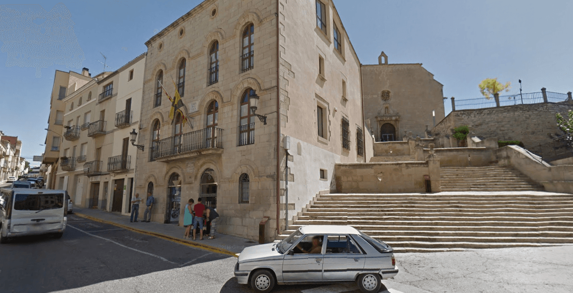 Detingut a Bellpuig un home de 26 anys per robar a l’interior d’un vehicle