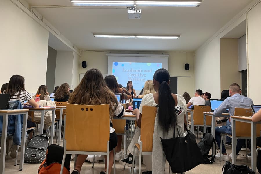 Els serveis mínims de la vaga educativa fixen un docent per cada tres aules a infantil, primària i secundària