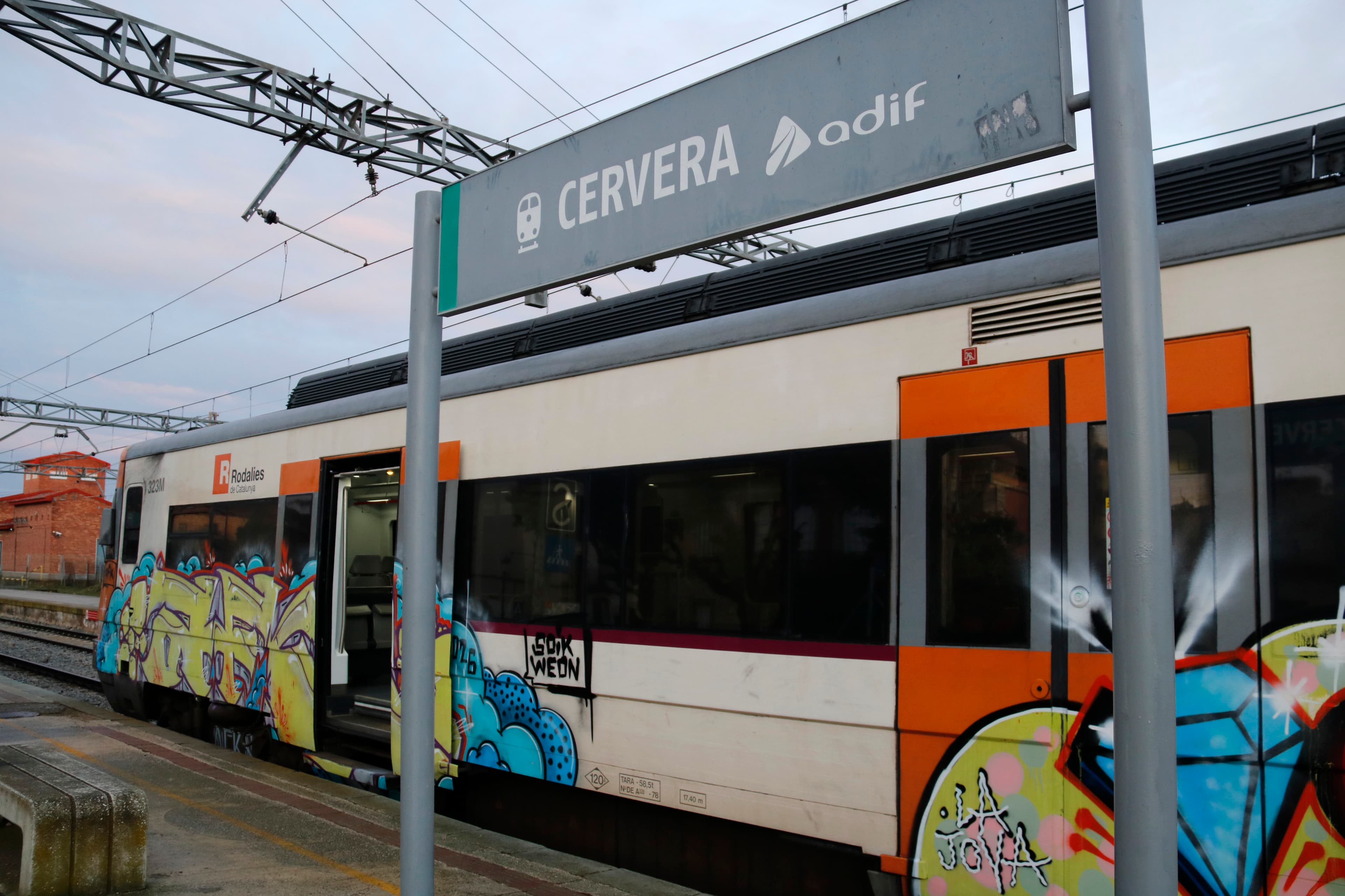 L'RL4 torna a tenir un tram amb bus després que dissabte es pogués reobrir tota la línia unes hores