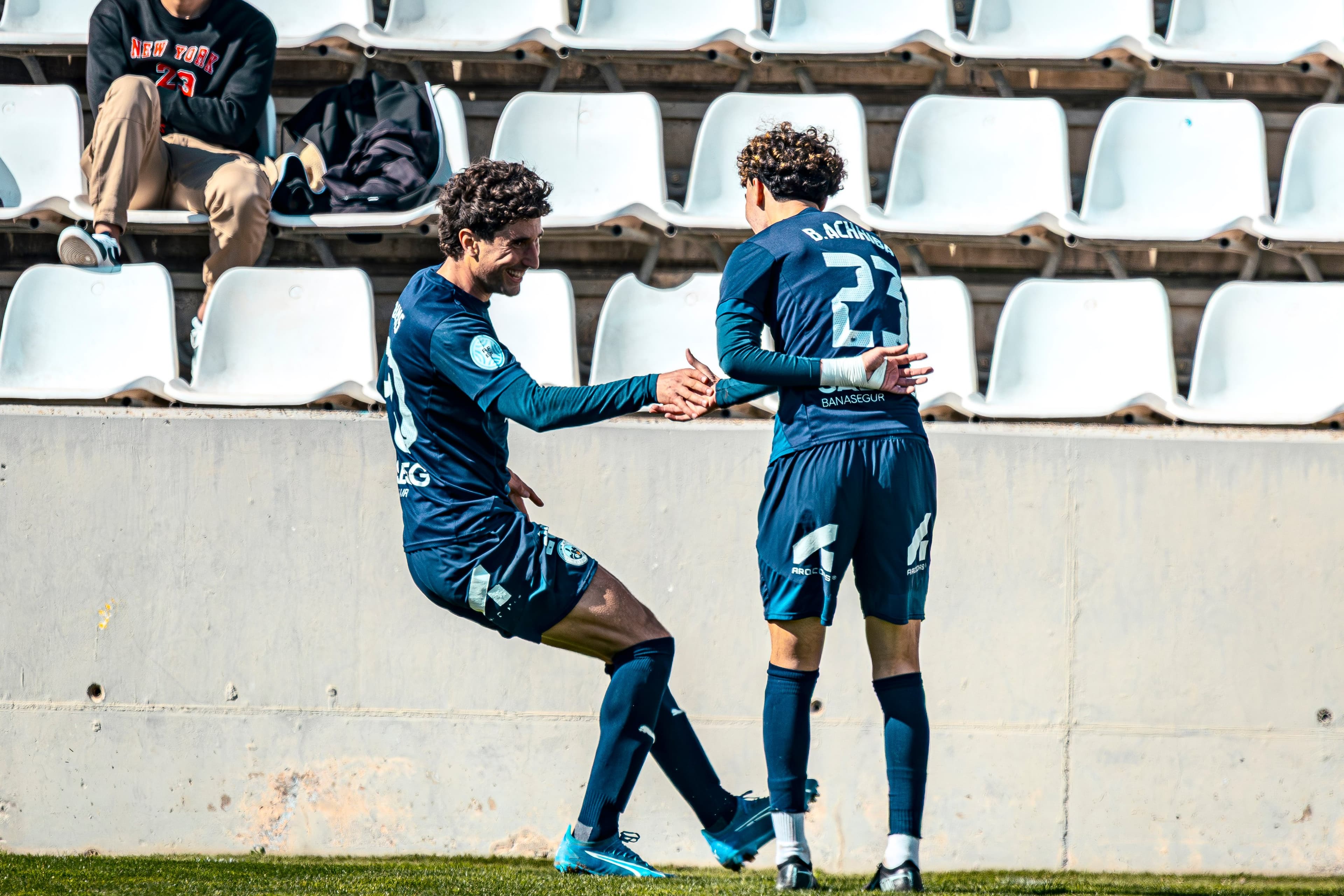 Un Atlètic Lleida sense fam de victòria, no passa de l'empat davant el Barbastro i se li segueix complicant la salvació