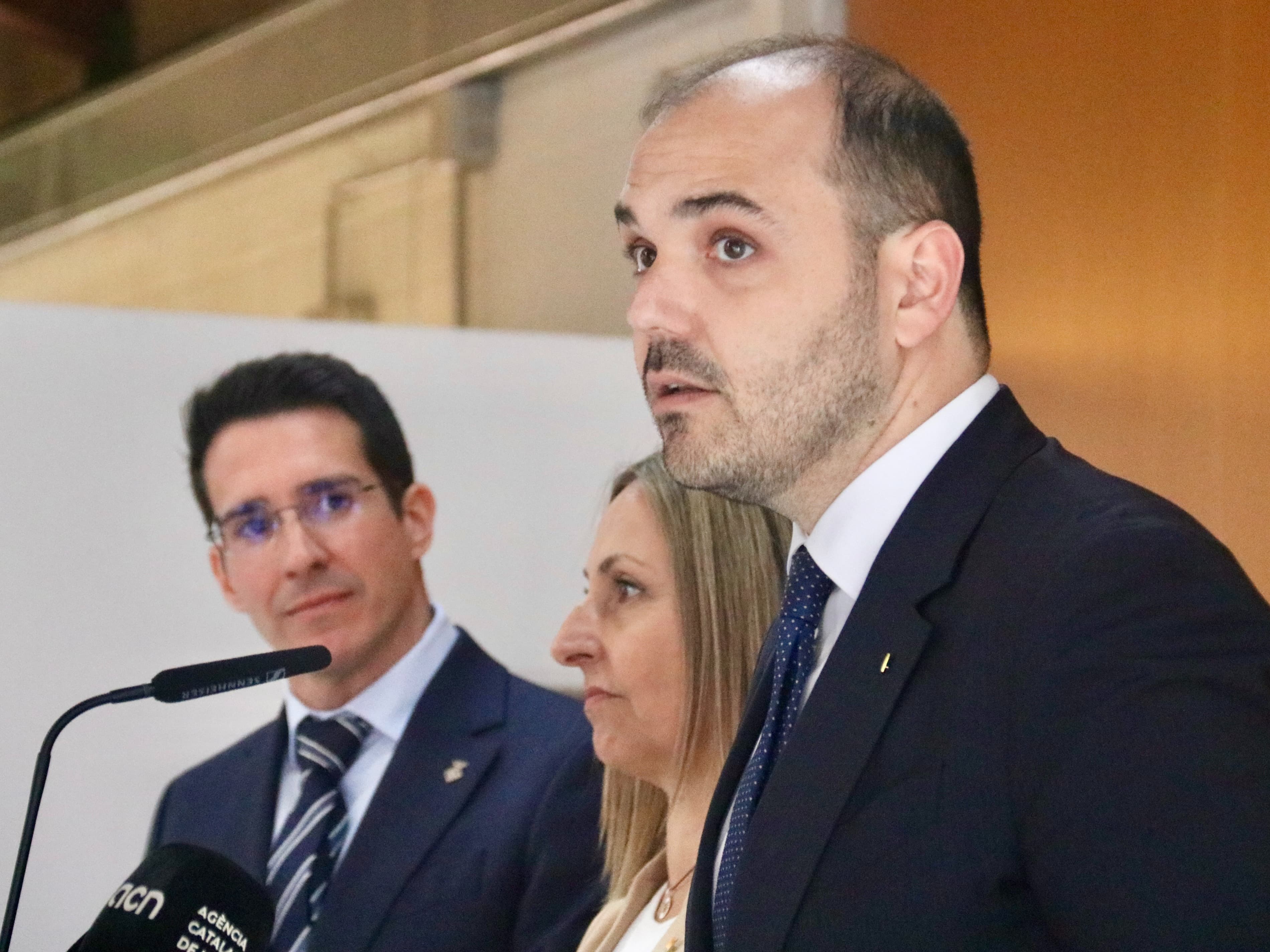 Educació defensa que la decisió del TSJC "no altera" l'activitat als centres i que el català continua sent vehicular