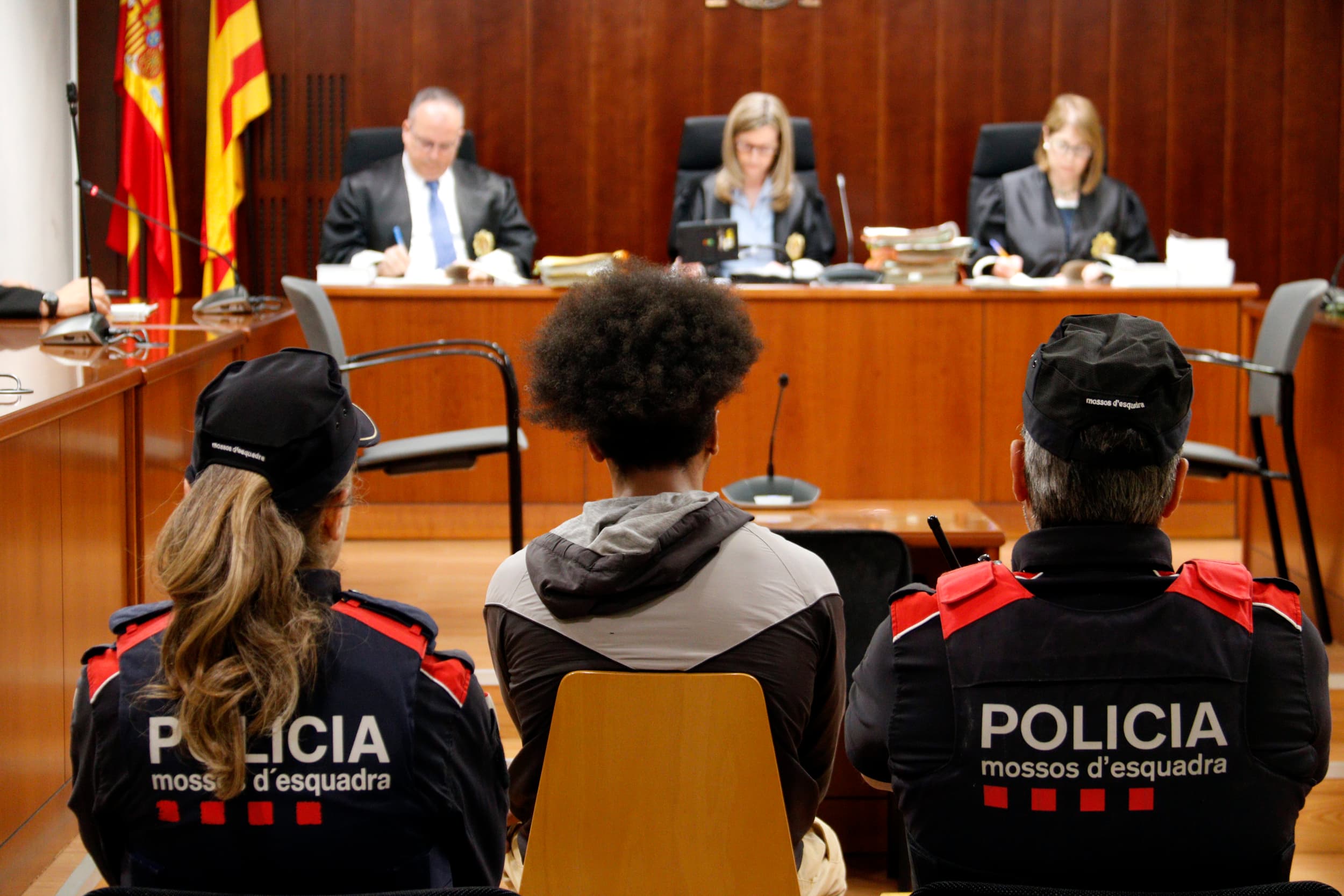 L’Audiència de Lleida condemna a sis anys de presó un home acusat de calar foc al pis de la parella a Artesa de Segre