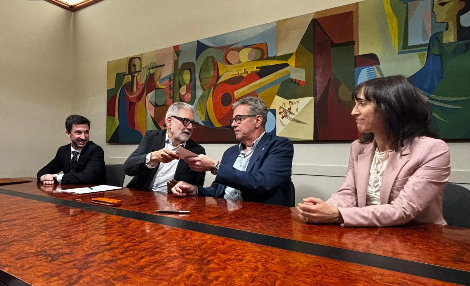 L’Ajuntament de lleida i la Diputació signen l’acord de venda de les accions d’Edullesa, a favor de la Paeria, per 122.000 euros