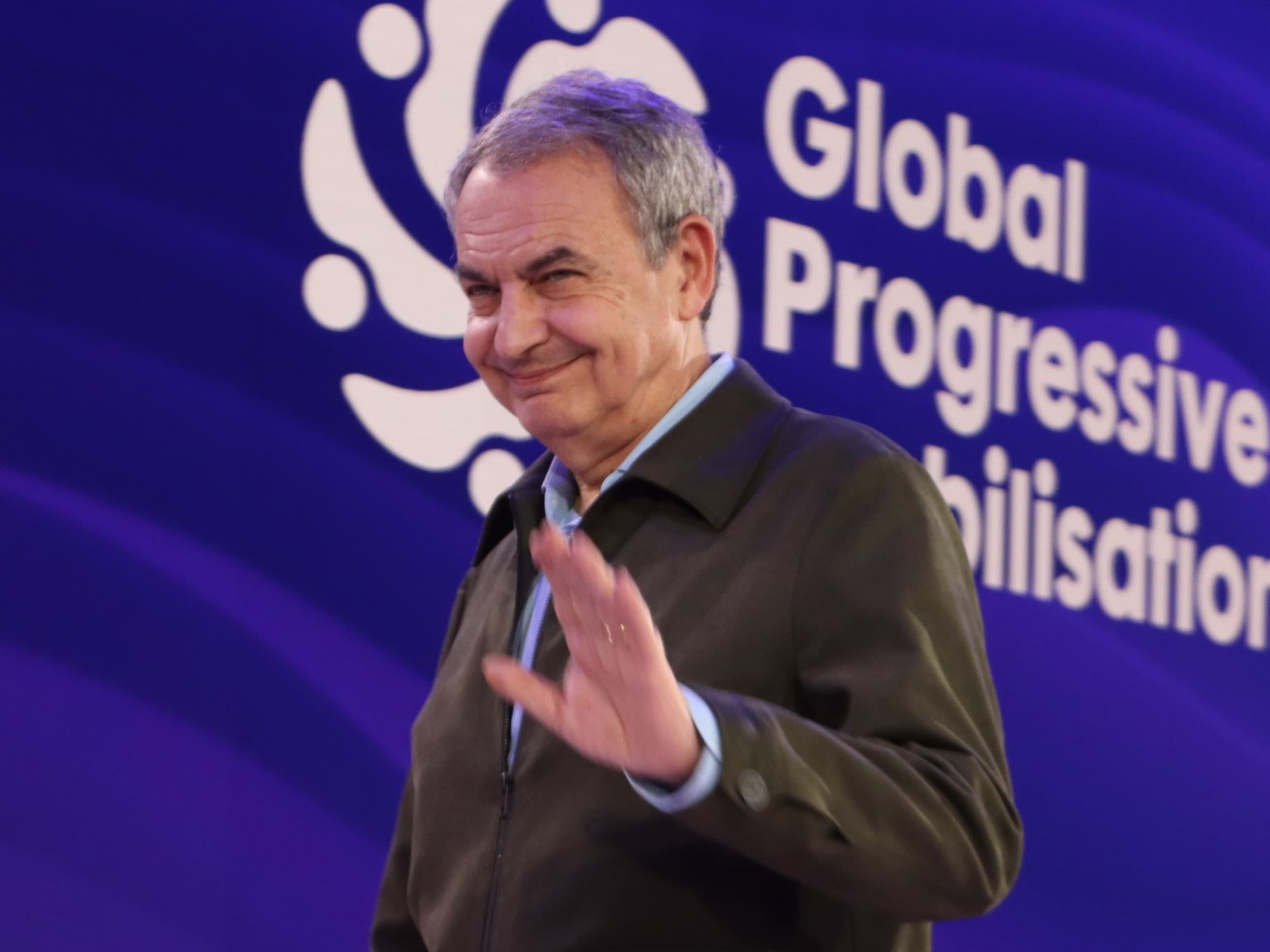L'Audiència Nacional ordena bloquejar 490.000 euros de comptes bancaris de Zapatero pel cas Plus Ultra