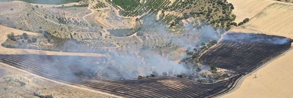 Els Bombers treballen en tres incendis agrícoles a Agramunt, Alfarràs i Arbeca