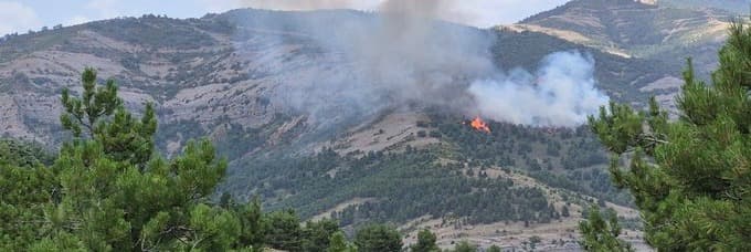Els Bombers estabilitzen dos incendis a Tremp i al Segrià amb prop de 12 hectàrees afectades