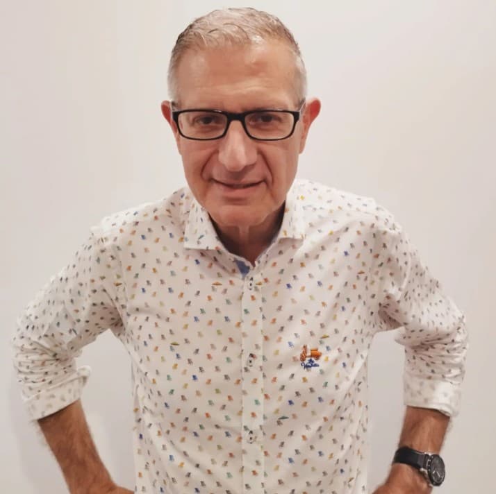 Mor als 52 anys l'escriptor i editor d'Alcarràs, Germán París