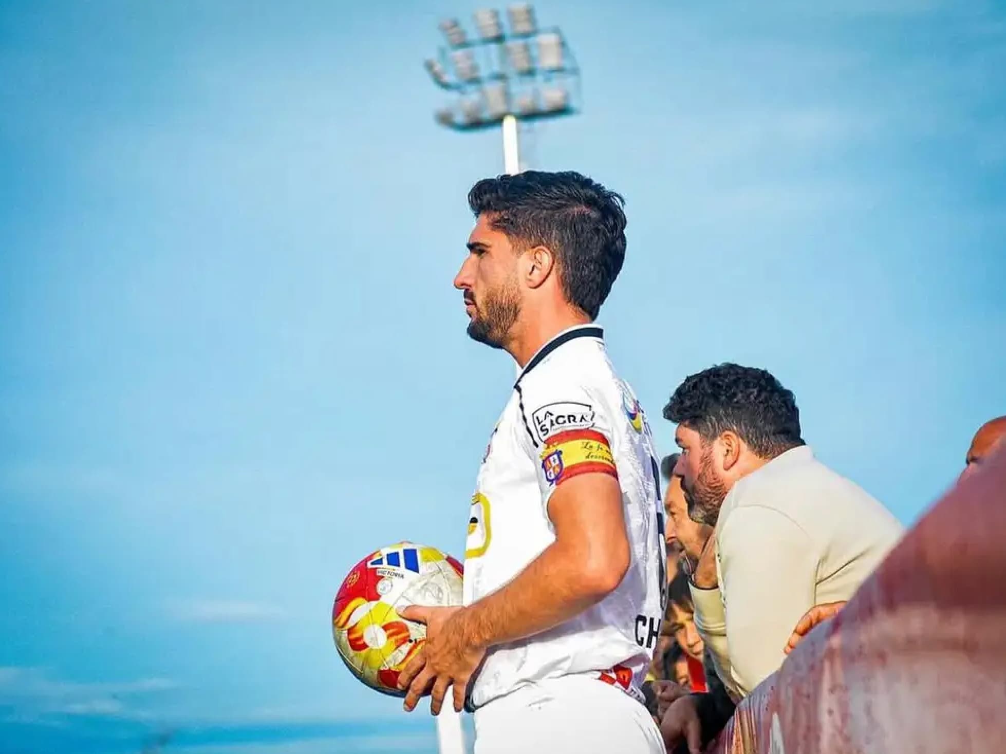 L’Atlètic Lleida reforça la defensa amb l’arribada d’Adrián Chaves