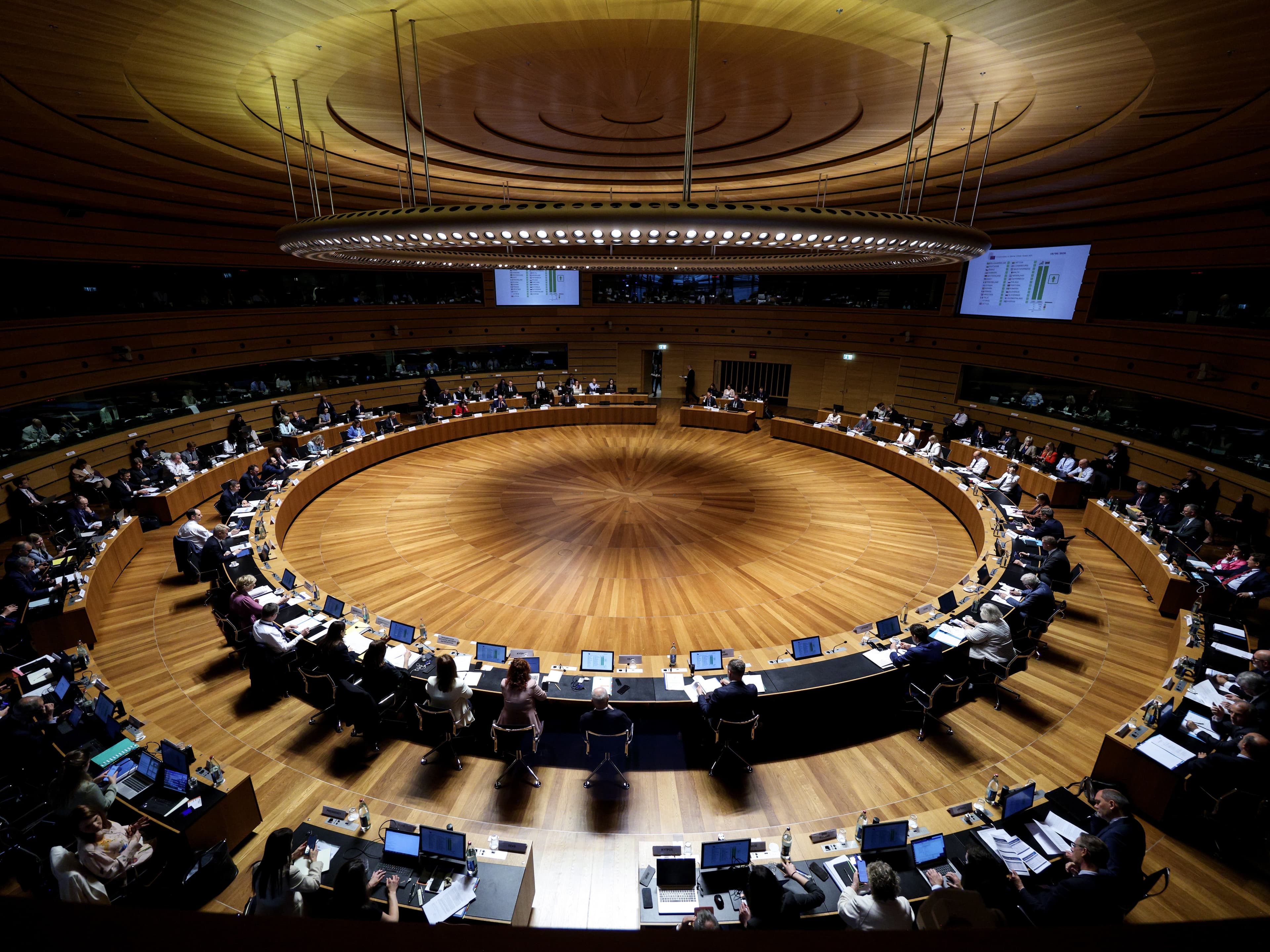 El govern espanyol diu que és "qüestió de temps" que es donin les condicions per avalar l'oficialitat del català a la UE