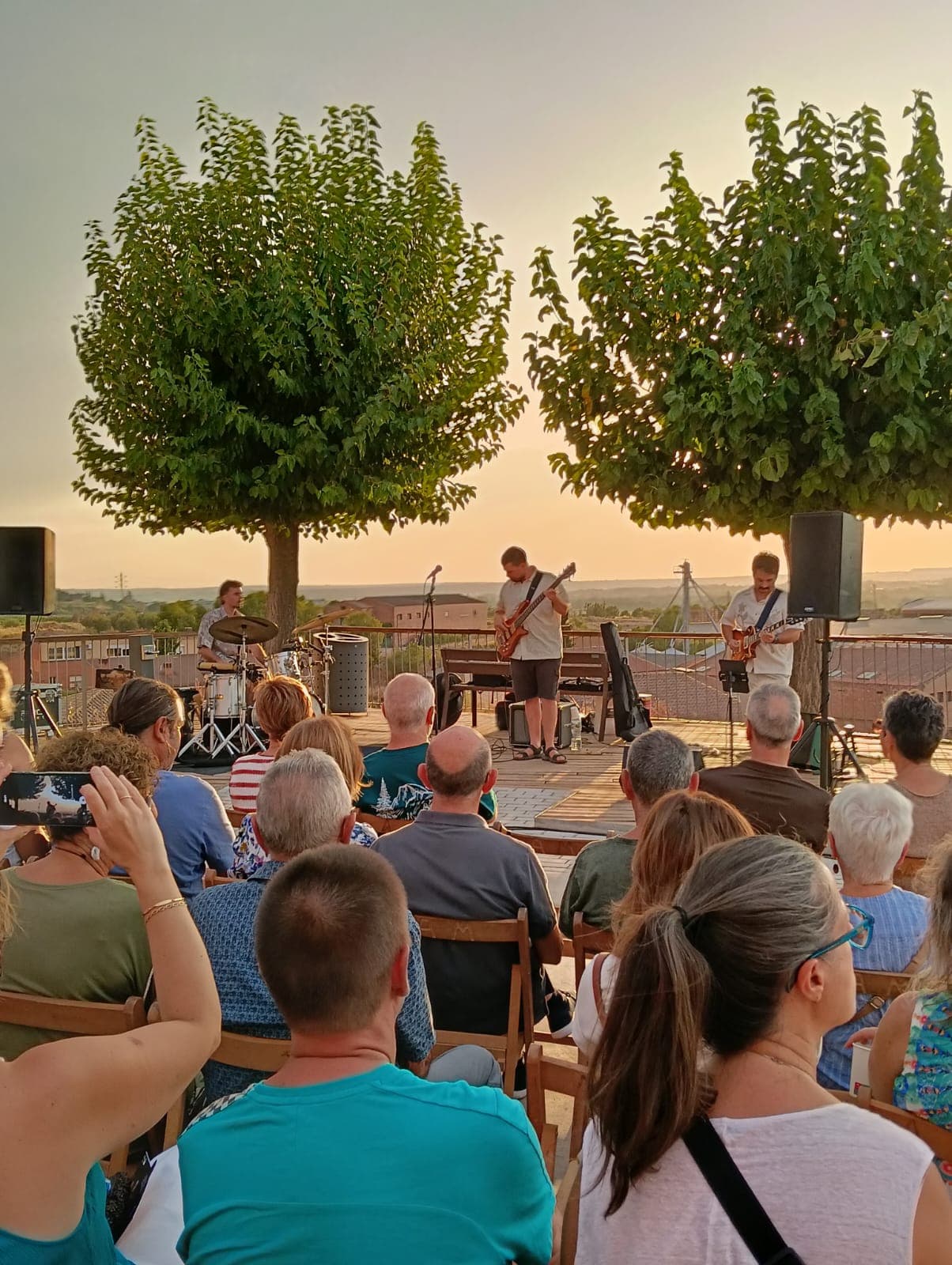‘Escenaris Singulars’ celebra el seu quart concert amb Arnau Torné al Castell de Montoliu de Lleida