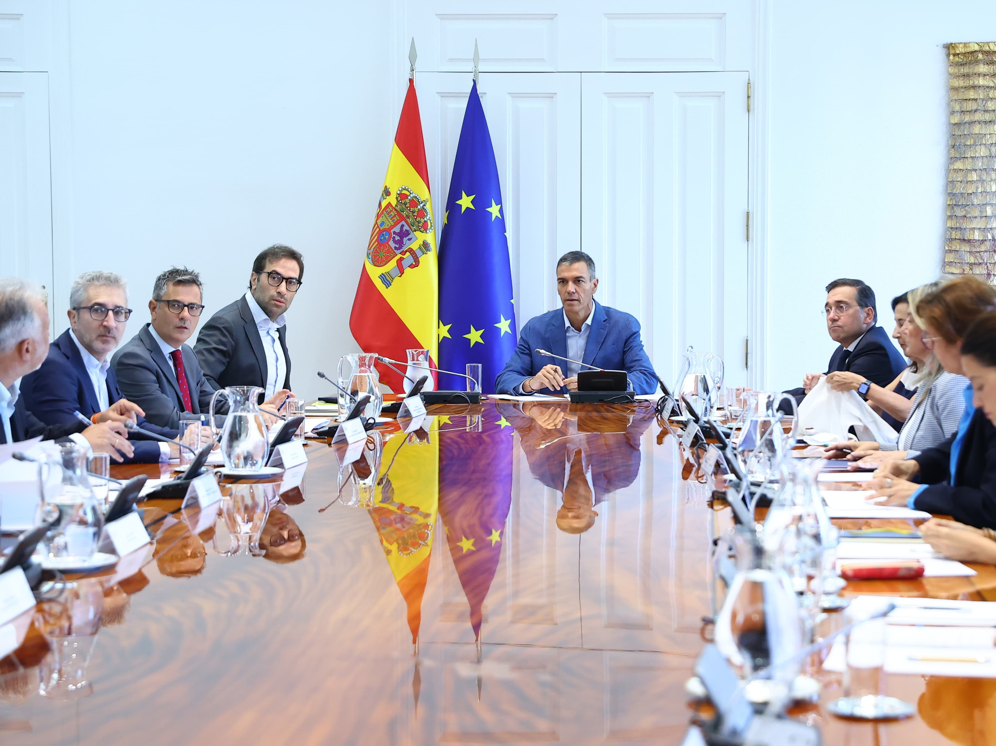 El comitè sobre Ceuta acorda nous espais per allotjar els migrants i condemna la violència