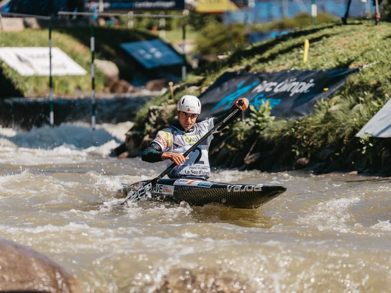 Miquel Travé tanca un cap de setmana d’or a la copa del món de Paddle Slalom