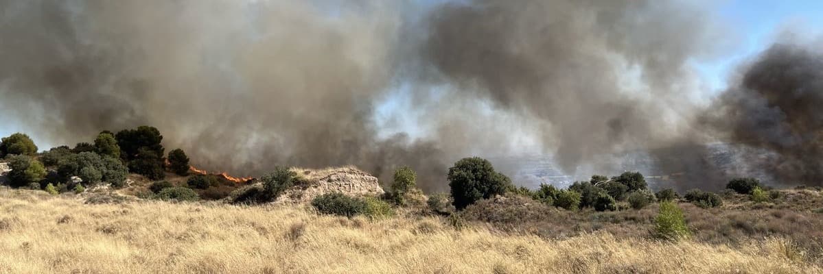 Desconfinats el nucli d'Andani i les granges d'Alfarràs per la bona evolució de l'incendi al torrent Regal de Viuda