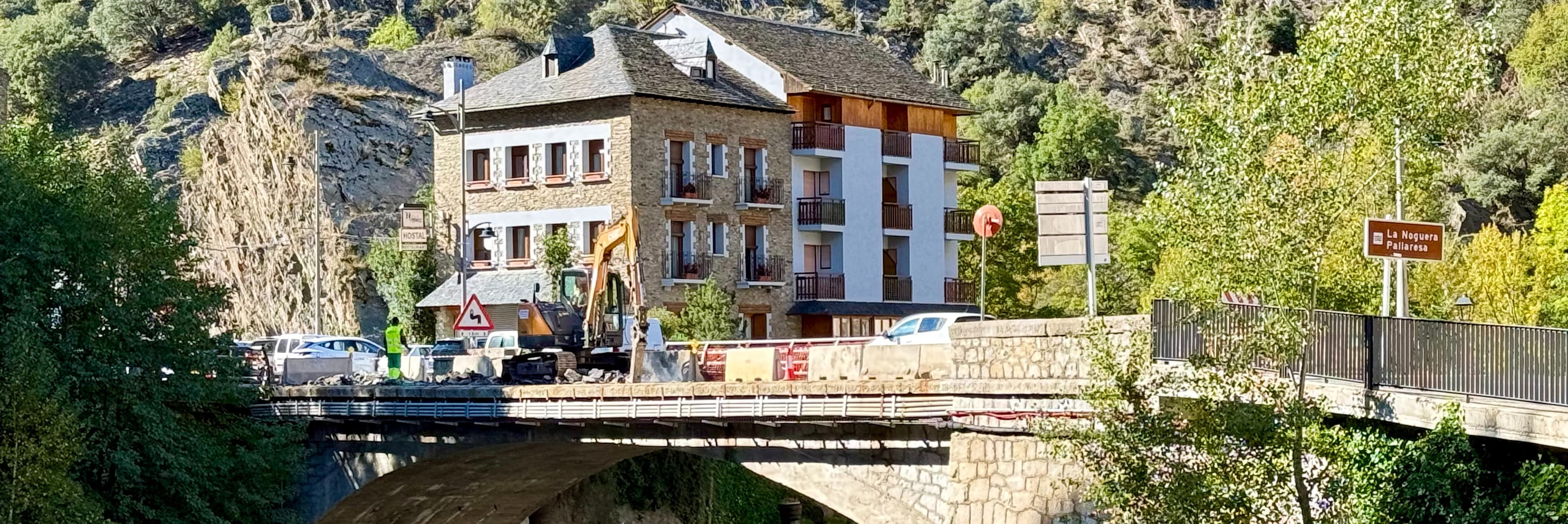 Les obres per eixamplar el pont de la C-13 a l'entrada de Llavorsí posen fi a una reclamació històrica dels veïns