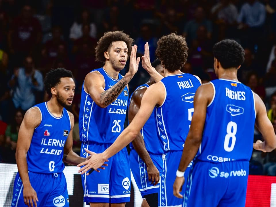 La plantilla de l’Ilerna Lleida se centra en el treball diari per retrobar-se amb la victòria