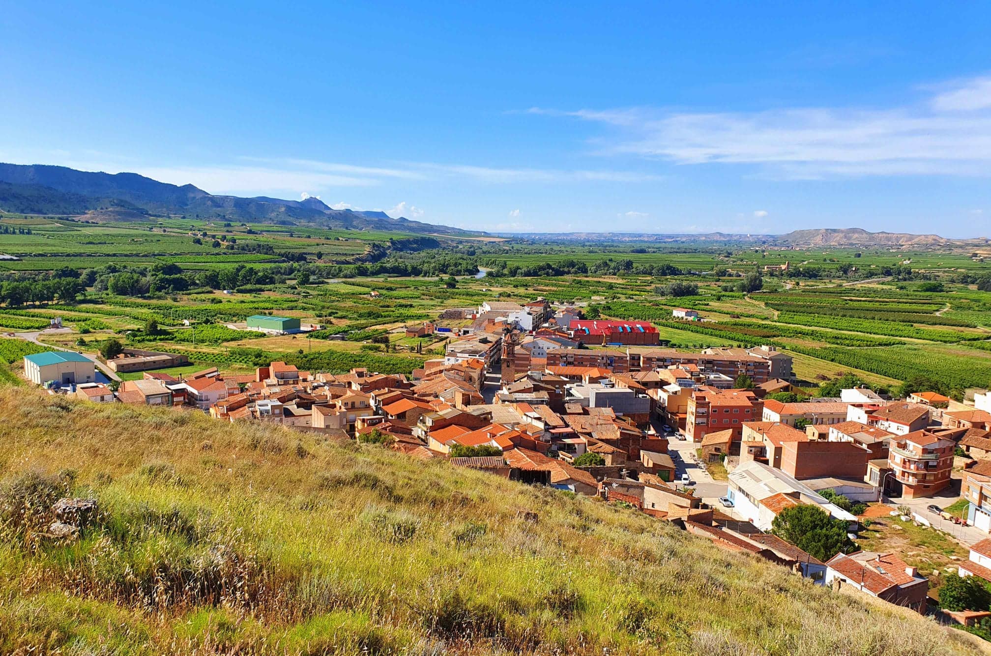 Extingit un incendi a la Granja d'Escarp proper al cami de Mequinensa