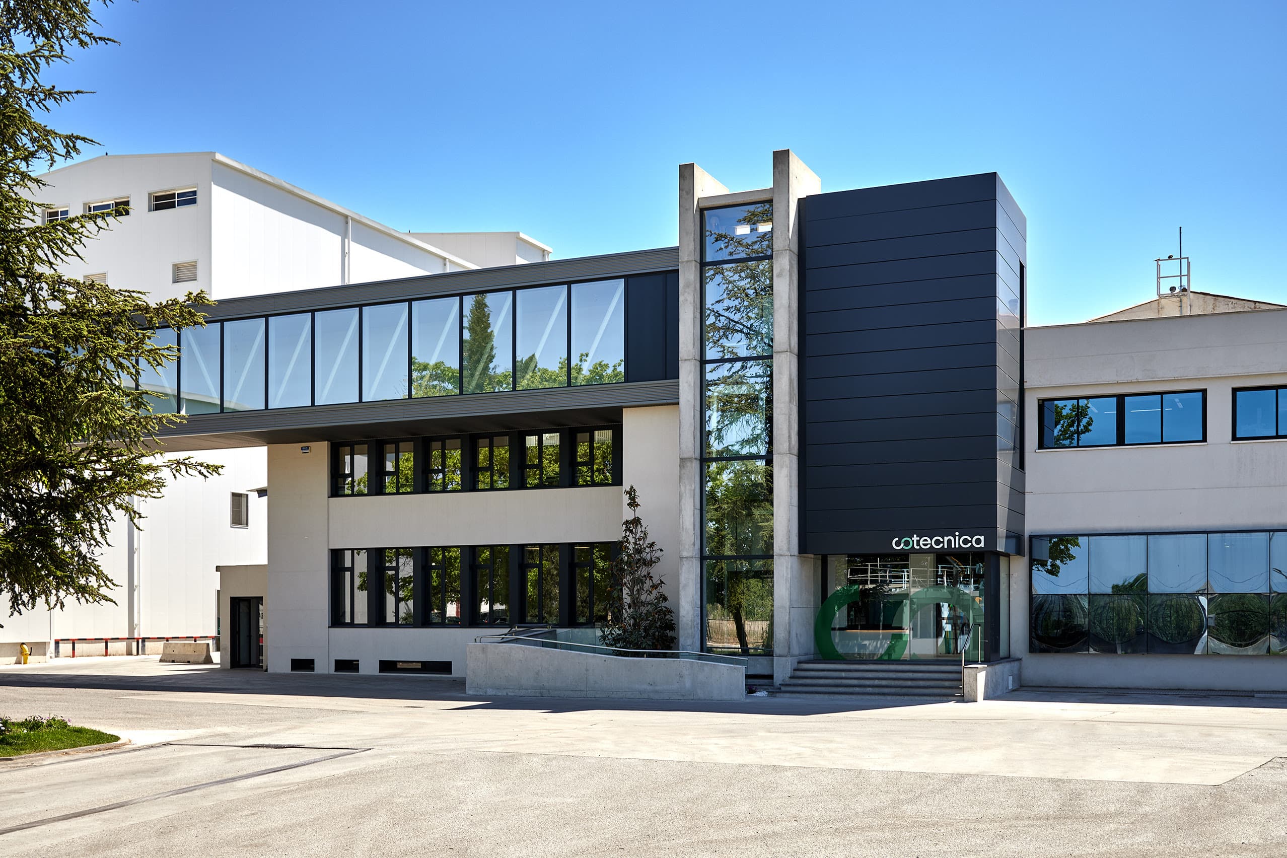 Cotecnica adquireix l’empresa italiana Life Pet Care i “reforça la seva expansió europea” en alimentació animal