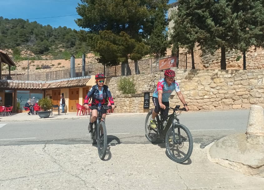 El Sindicat de Tarrés ofereix ‘remuntadors’ i guiatge per als ciclistes que realitzin les rutes senyalitzades