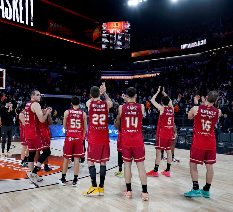 El vestidor del Hiopos Lleida sap que no es pot permetre relaxar-se gens ni mica