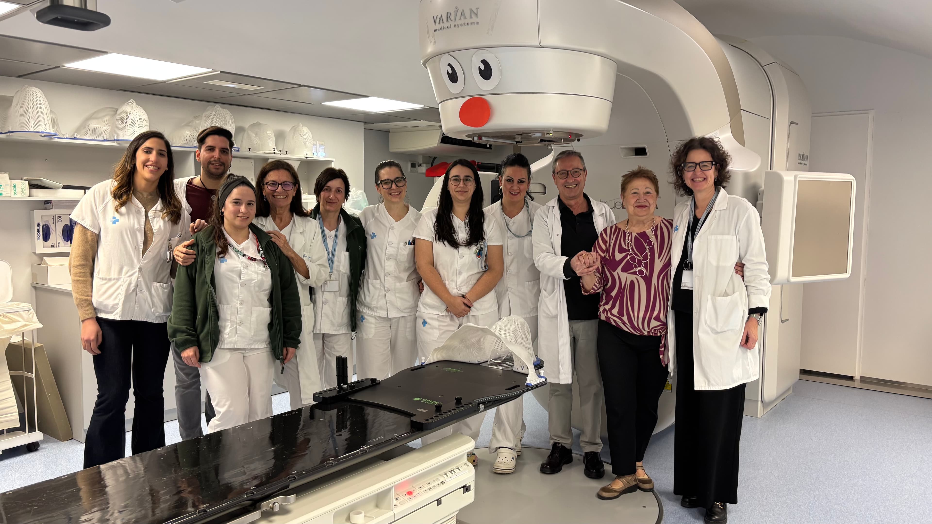 L’Hospital Universitari Arnau de Vilanova reforça el Servei d’Oncologia Radioteràpica gràcies a una donació solidària